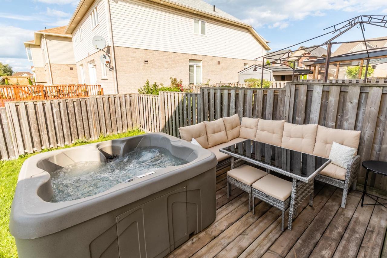 Luxury 3Br 2Ba Townhome With Private Hot Tub, Gym, Bbq By Globalstay ハミルトン エクステリア 写真