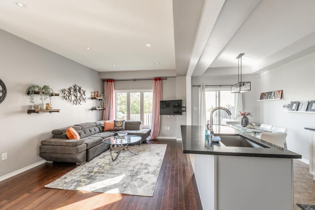 Luxury 3Br 2Ba Townhome With Private Hot Tub, Gym, Bbq By Globalstay ハミルトン エクステリア 写真