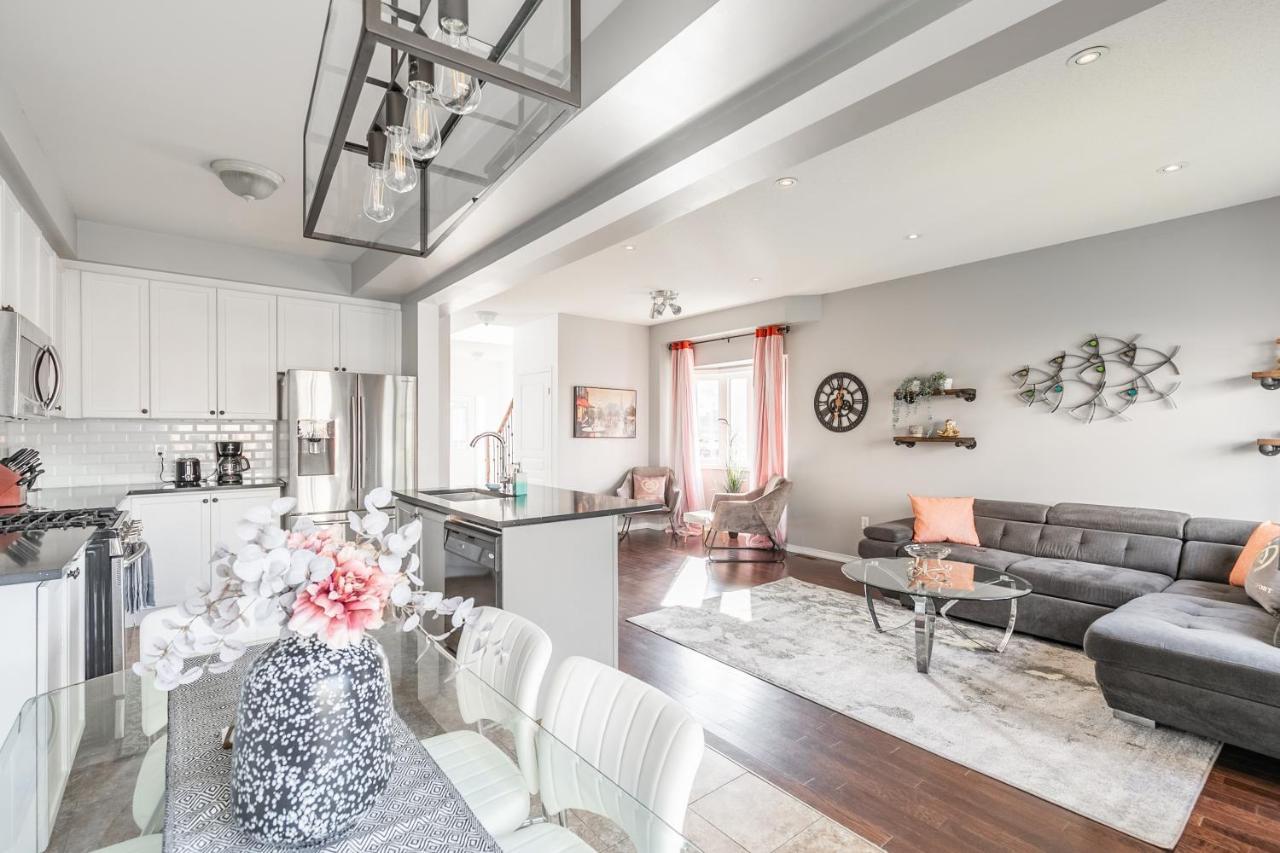Luxury 3Br 2Ba Townhome With Private Hot Tub, Gym, Bbq By Globalstay ハミルトン エクステリア 写真